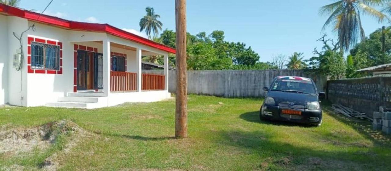 La Maison Du Voyageur Villa Kribi Exterior photo