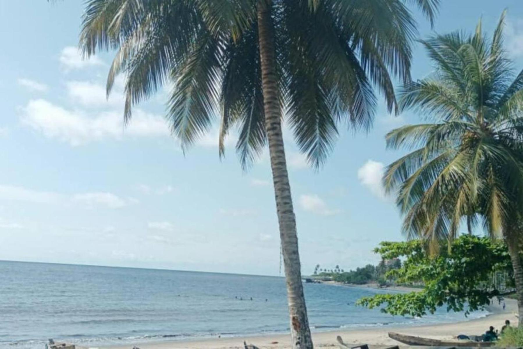 La Maison Du Voyageur Kribi Exterior photo